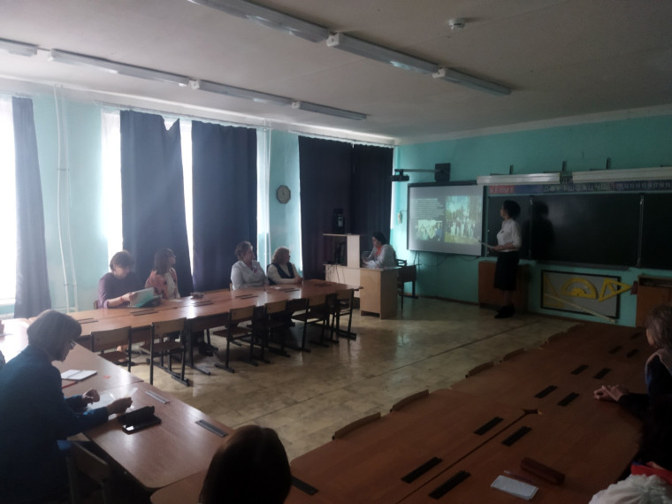 Сегодня команда лицея приняла участие в городском педагогическом фестивале "Формула воспитания"!.